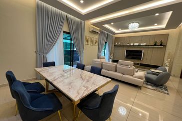 Restree Country Heights Kajang Super Semi D