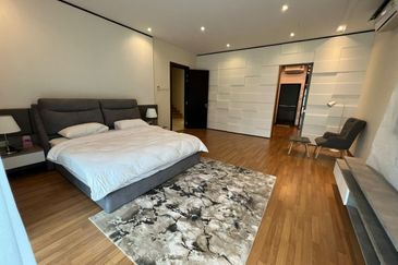 Restree Country Heights Kajang Super Semi D