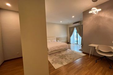 Restree Country Heights Kajang Super Semi D