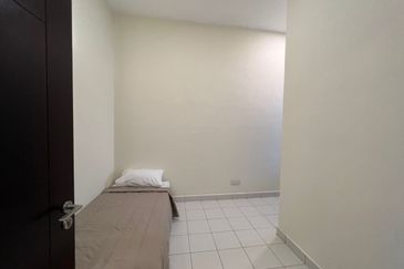 Restree Country Heights Kajang Super Semi D