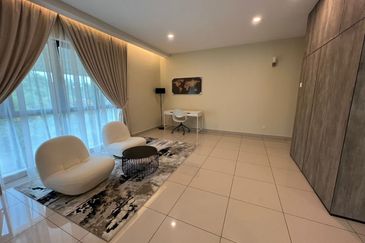 Restree Country Heights Kajang Super Semi D