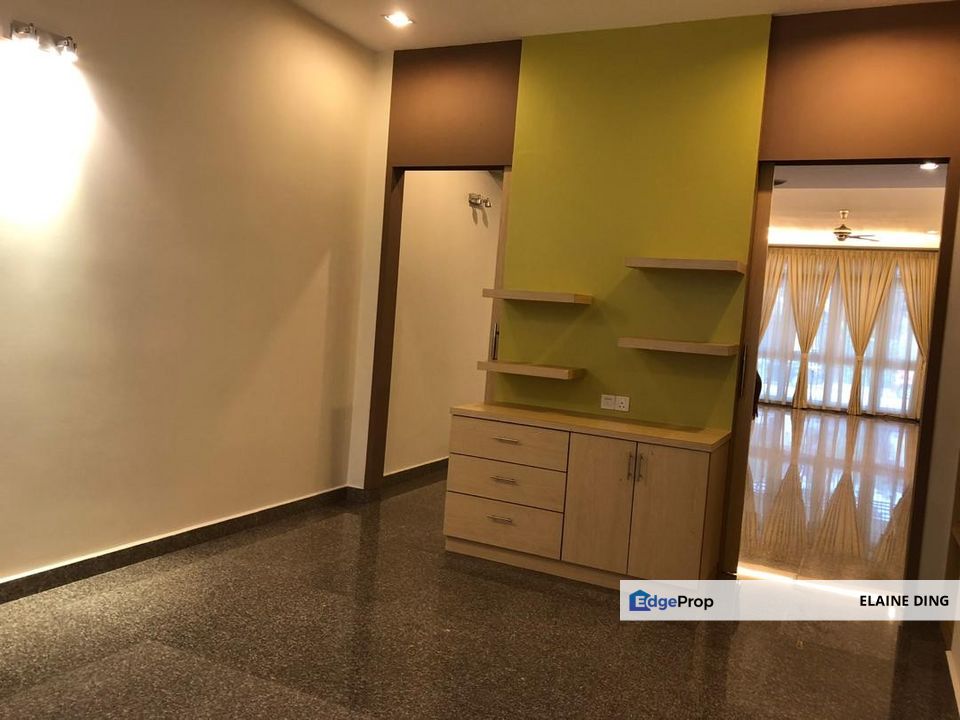 2 storey bungalow with swimming pool, Selangor, Seri Kembangan