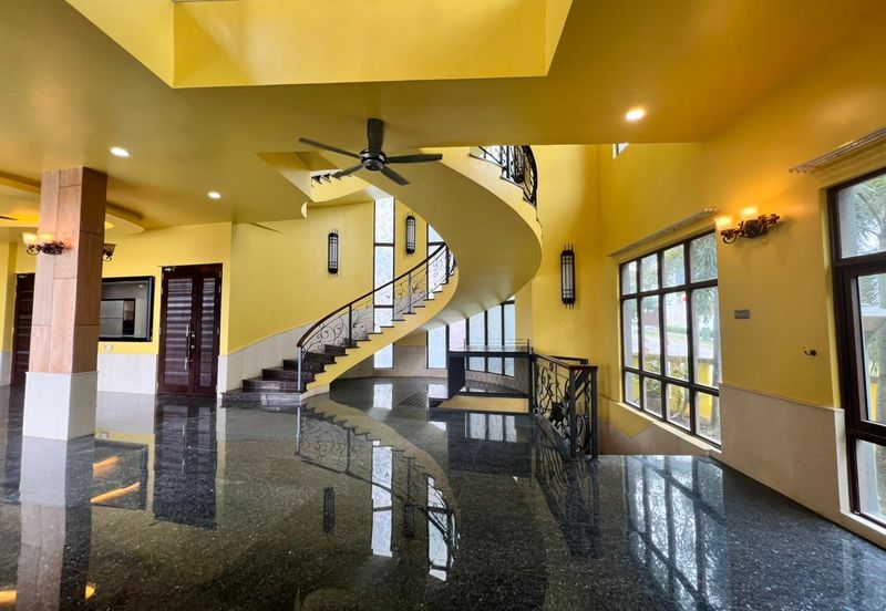 The Lotus of The Mines