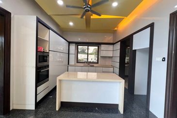 The Lotus of The Mines