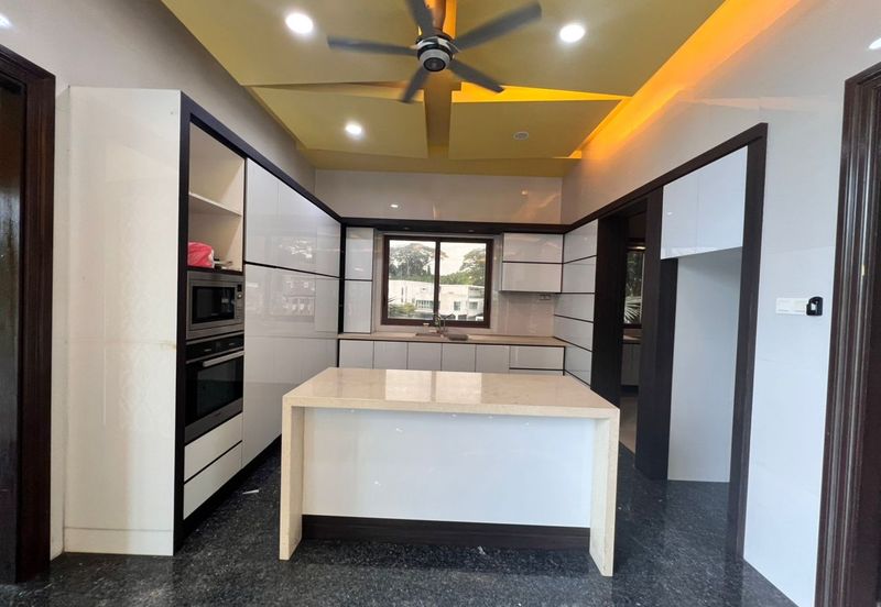 The Lotus of The Mines