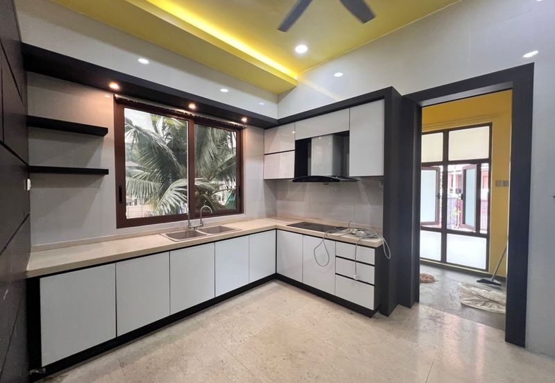 The Lotus of The Mines