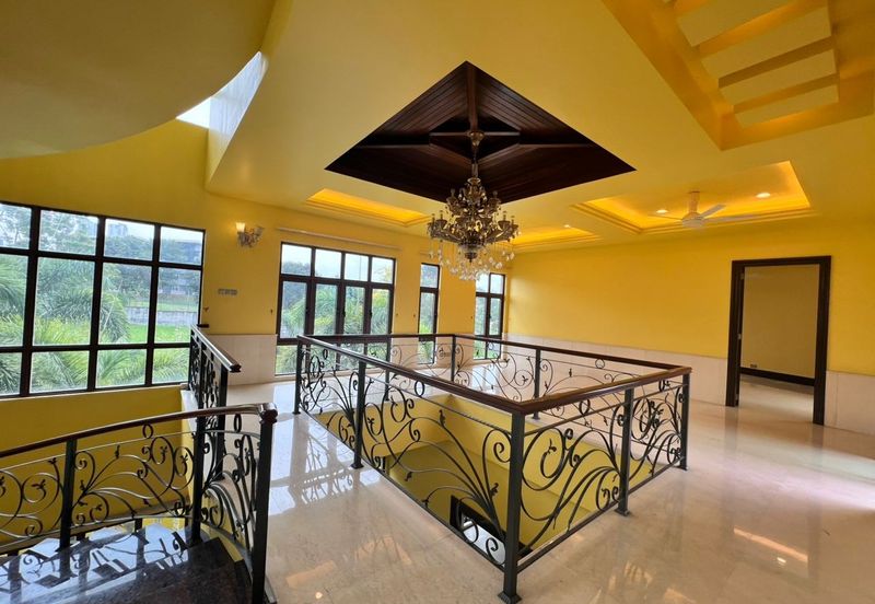 The Lotus of The Mines