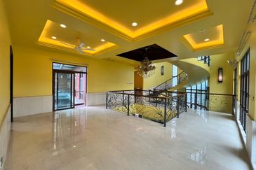 The Lotus of The Mines