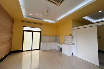 The Lotus of The Mines