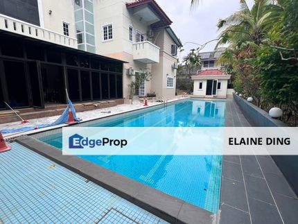 2.5 Storey Bungalow with swimming pool & private lift, Selangor, Country Heights