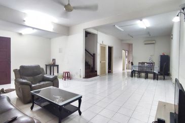 Gated & Guarded Community