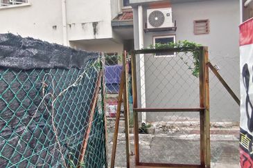 Gated & Guarded Community