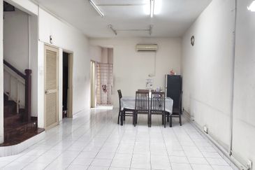 Gated & Guarded Community