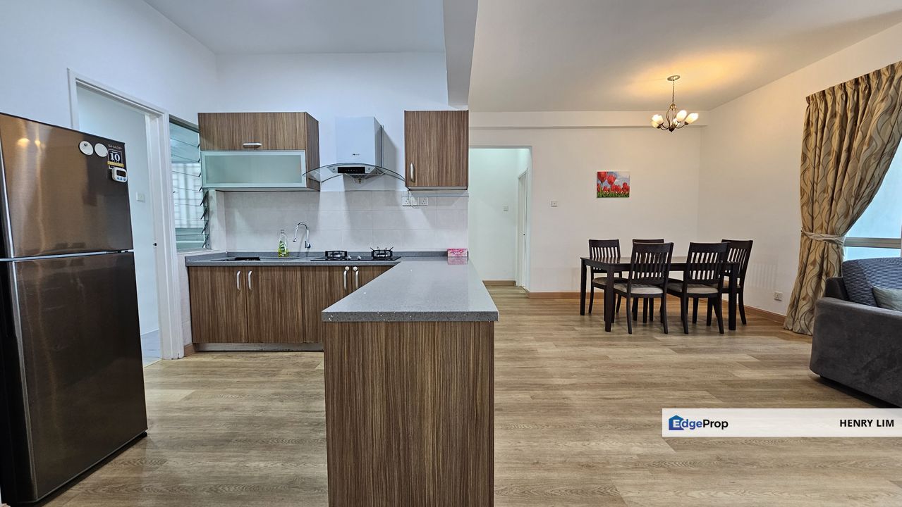 Casa Indah 2 High Floor Facing Golf Walking END LOT, Selangor, Tropicana