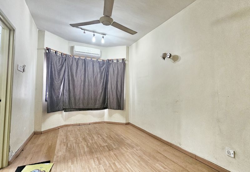 Palma Perak, Seksyen 6 Kota Damansara