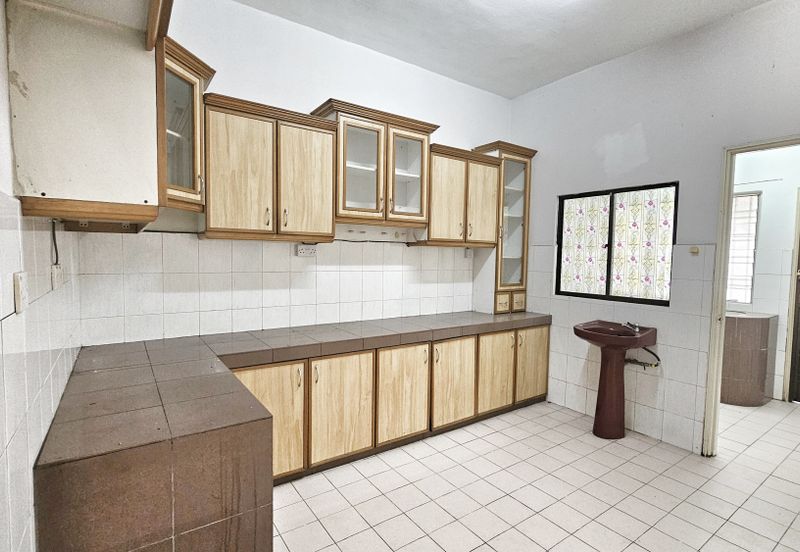 Avenue 23, Sunway Damansara