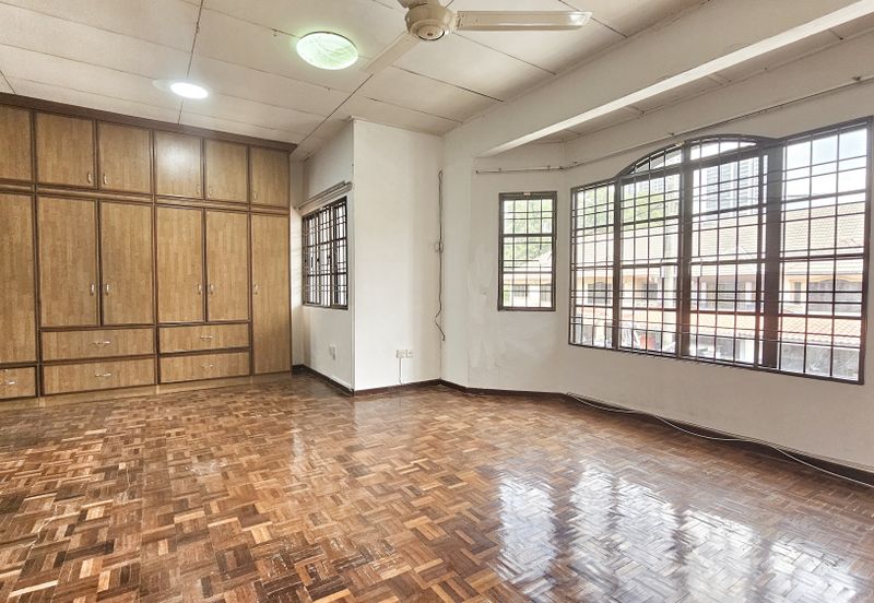 Avenue 23, Sunway Damansara