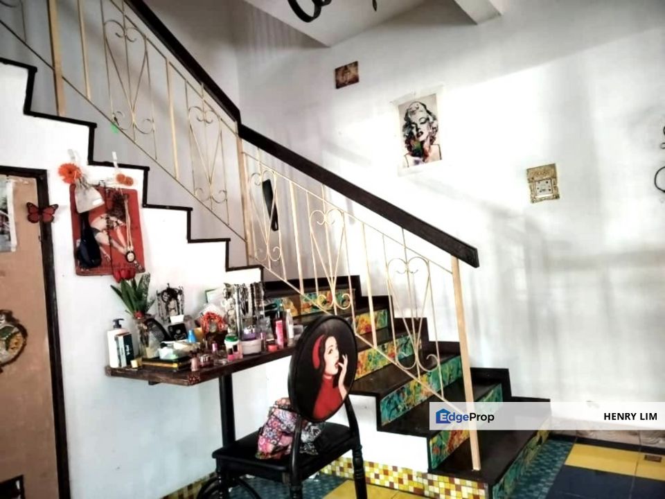 2 Storey End Lot Facing Field, Selangor, Petaling Jaya