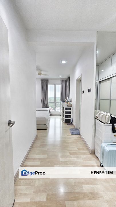 Facing Golf Condominium Walking Distance to MRT, Selangor, Tropicana