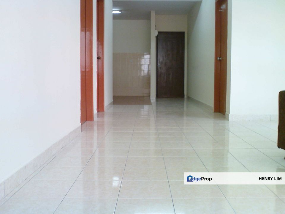 3 bedrooms walking distance to MRT, Selangor, Sunway Damansara