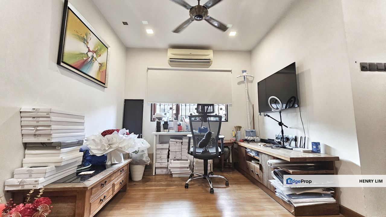 2 Storey Semi-D Gated & Guarded, Selangor, Kota Damansara