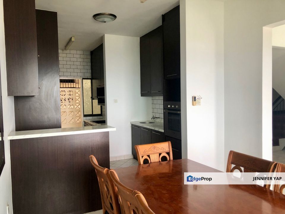 Move-in Ready Unit- Perfectly Renovated Armanee Duplex Condo, PJ, Selangor, Damansara Damai