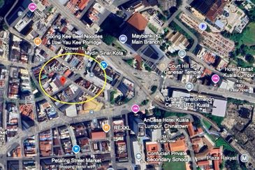 Freehold  6-Storey Shop in China Town area