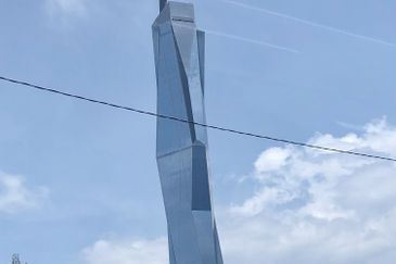 Freehold  6-Storey Shop in China Town area