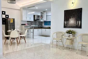 Selesa Hillhomes @ Bukit Tinggi