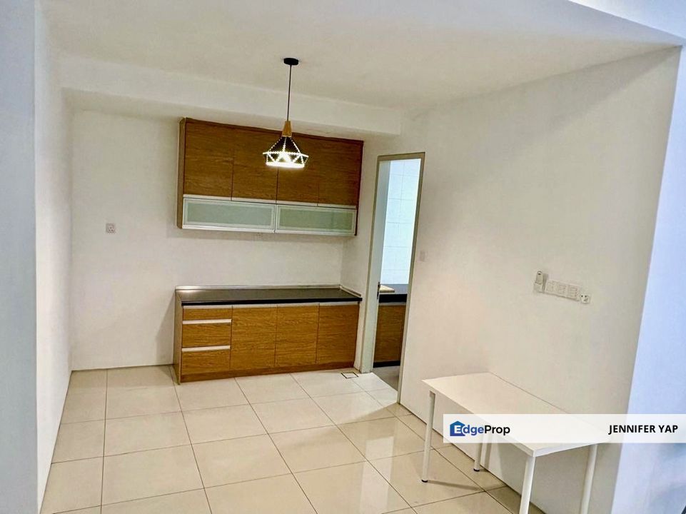 Well Kept Townhouse for Sale at The Vale @Sutera Damansara PJ, Selangor, Damansara Damai