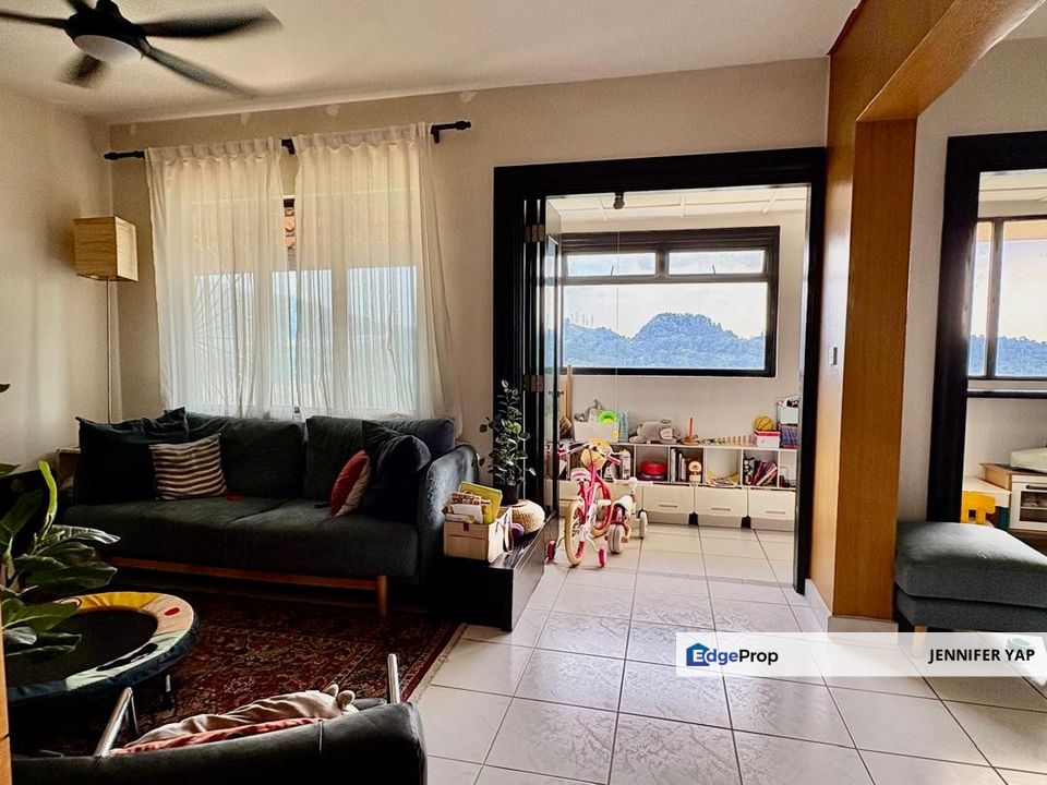 Elevated Living with Panoramic Views in Armanee Condominium in Petaling Jaya, Selangor, Damansara Damai