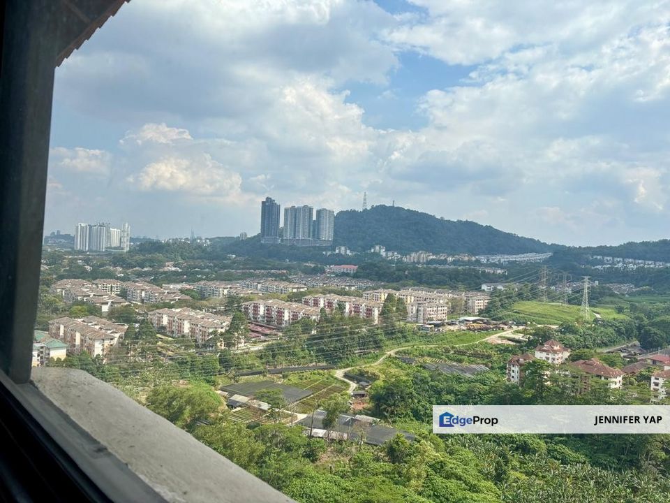 Elevated Living with Panoramic Views in Armanee Condominium in Petaling Jaya, Selangor, Damansara Damai