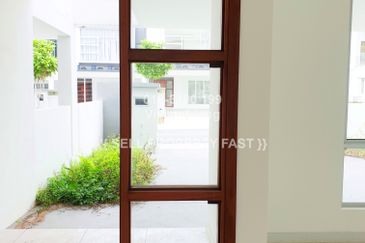 Parkfield Residences, Tropicana Heights