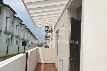 Parkfield Residences, Tropicana Heights