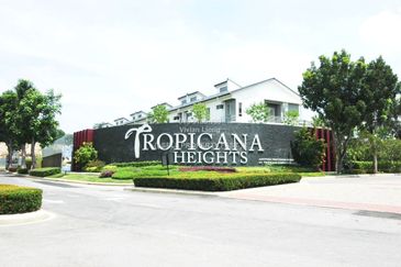 Parkfield Residences, Tropicana Heights