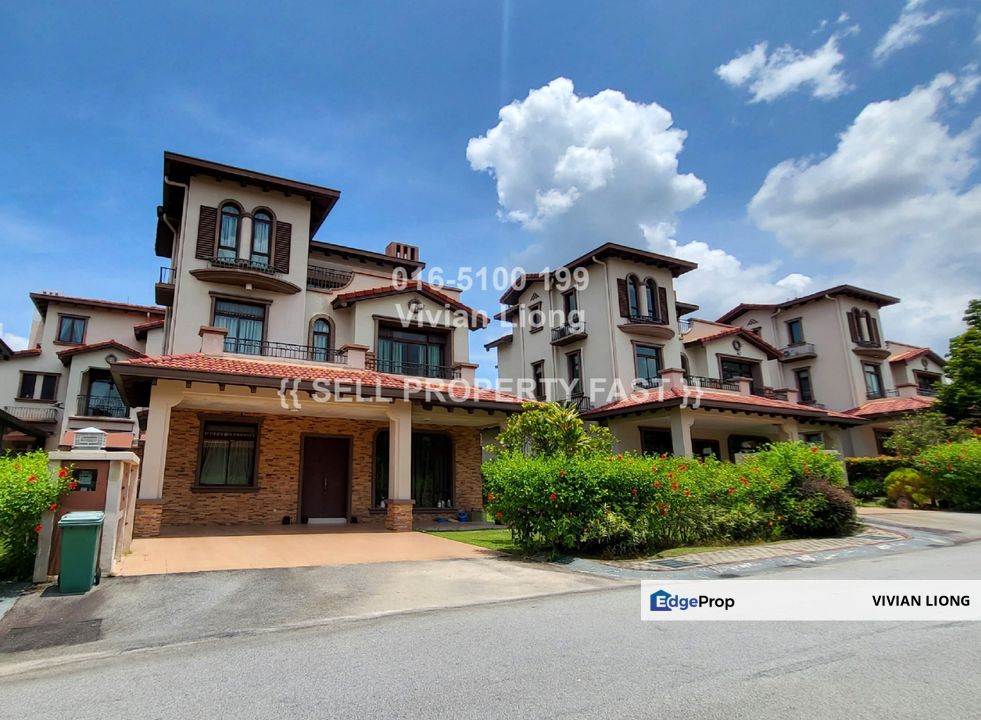 (P/Furnish) 3sty Bungalow Spanish Villa Diamond City, Semenyih, Selangor, Semenyih