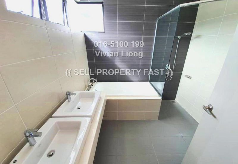 3sty Zero-Lot Bungalow QUAS RESIDENCE, Tmn Bukit Ria, Kajang Town