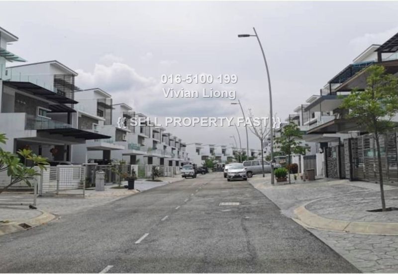 3sty Zero-Lot Bungalow QUAS RESIDENCE, Tmn Bukit Ria, Kajang Town