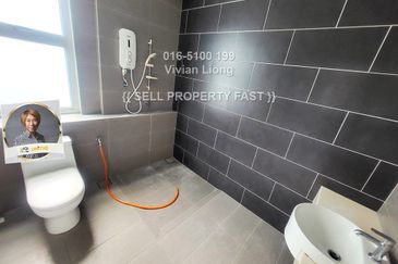 Parkfield Residences, Tropicana Heights