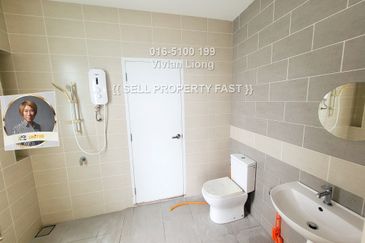 Parkfield Residences, Tropicana Heights