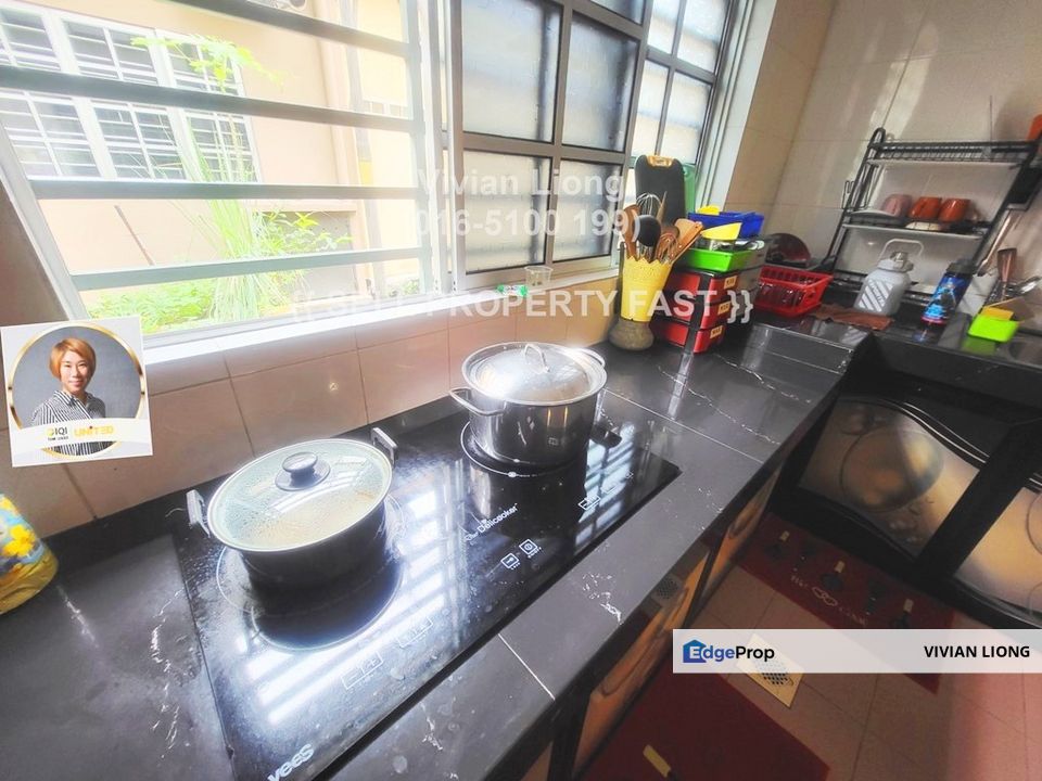 3sty (22x70, 5Bed 4Bath) Superlink House, Tmn Damai Mewah, Kajang Town, Selangor, Kajang