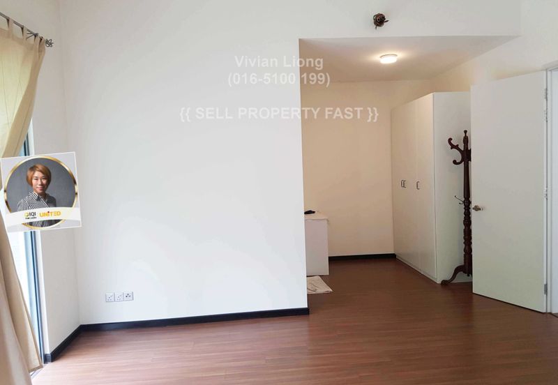 Summerglades, Perdana Lakeview West