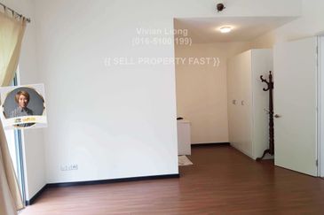 Summerglades, Perdana Lakeview West