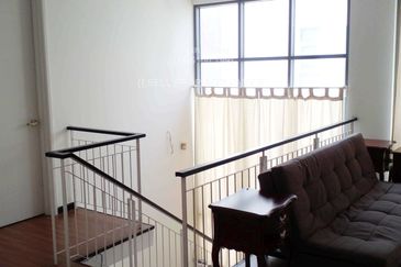 Summerglades, Perdana Lakeview West