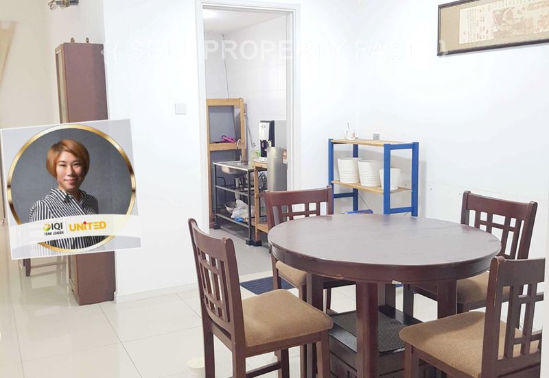 Summerglades, Perdana Lakeview West