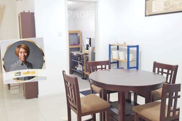 Summerglades, Perdana Lakeview West