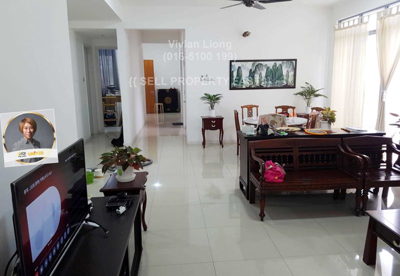 Summerglades, Perdana Lakeview West