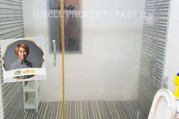 Summerglades, Perdana Lakeview West