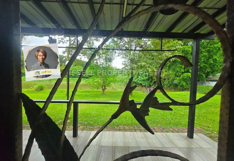 Country Villas @ County Heights