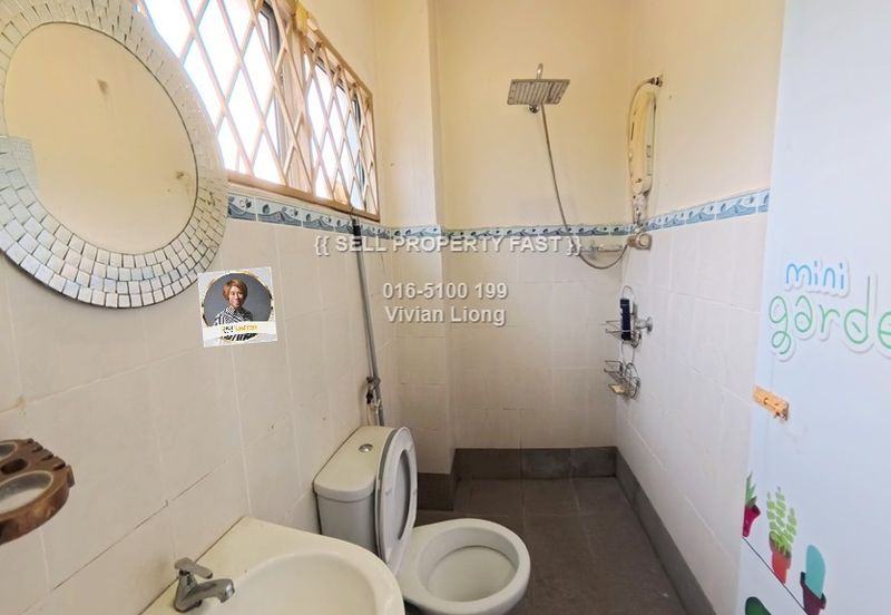 2sty House Taman SERI EMAS, Sungai Chua, Kajang (Renovated, Facing OPEN, Can Park 3~4 cars)